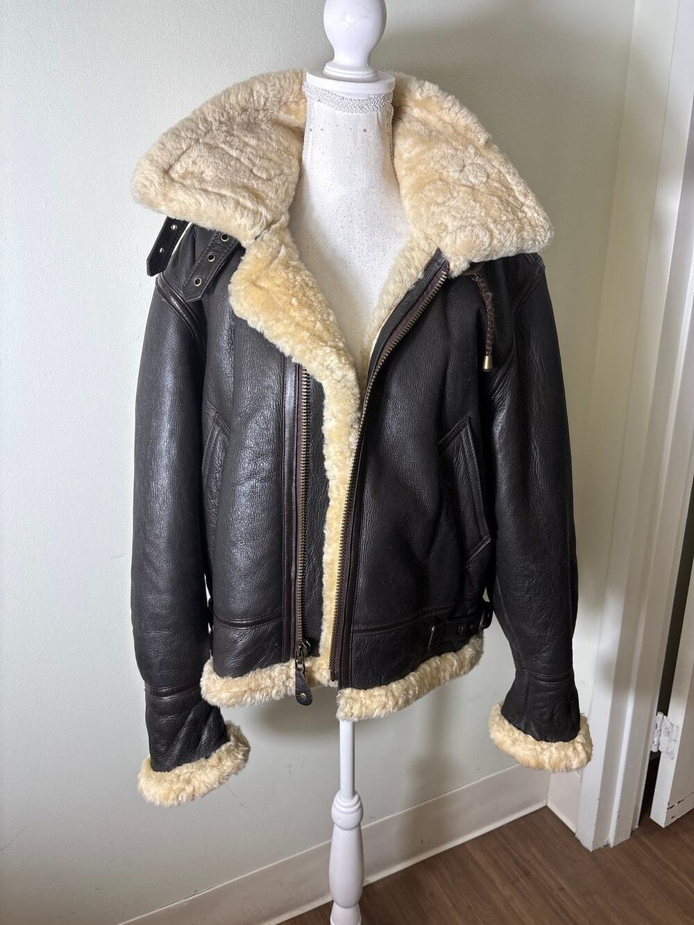 Overland Brown Leather Hooded Bomber Jacket Sz M